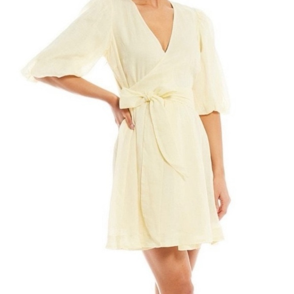 Every Surplice V-Neck Short Sleeve Tie Waist Wrap Dress - Light Yellow